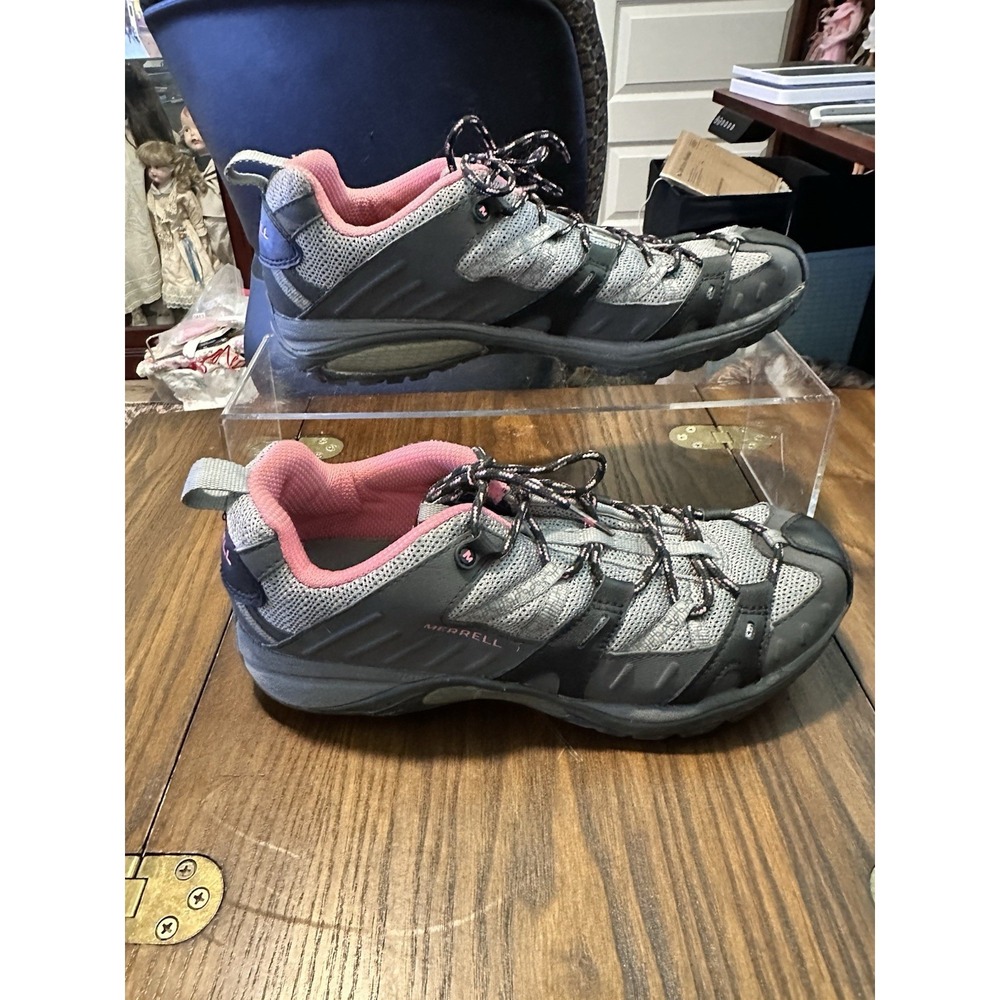 Merrell Shoes Womens 10 Sneaker Gray Pink Leather Lace Up Low Top Casual Comfort